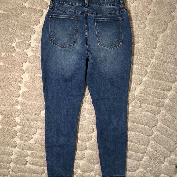NY & Co high waist super skinny ankle jeans 🔥 CURVY 🔥 NWT 🔥 size 14 - Picture 3 of 7